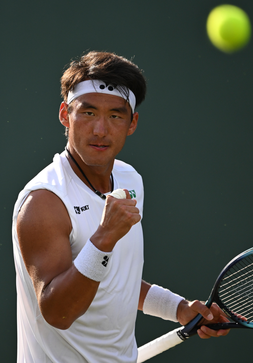 不仅立足于 不仅立足于