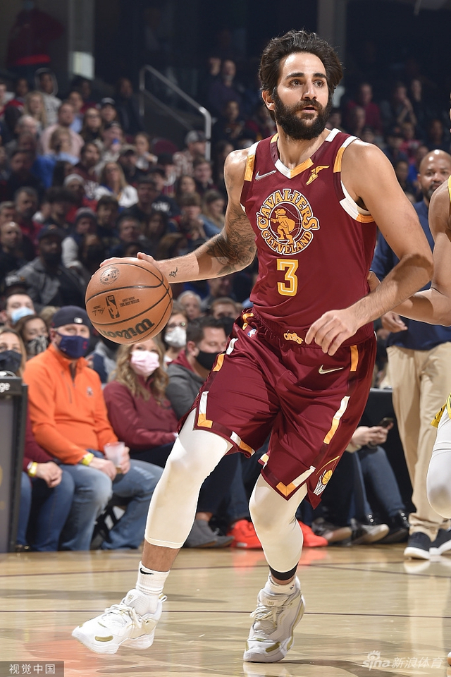 虽然戴维斯 虽然戴维斯