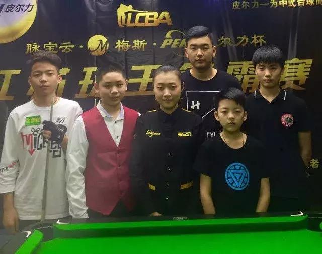 伍的稳健思 伍的稳健思